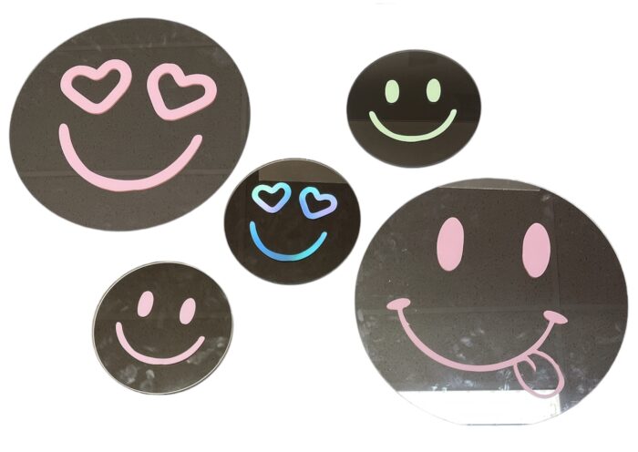 Spiegel | Smiley met hartjes ogen - Afbeelding 5